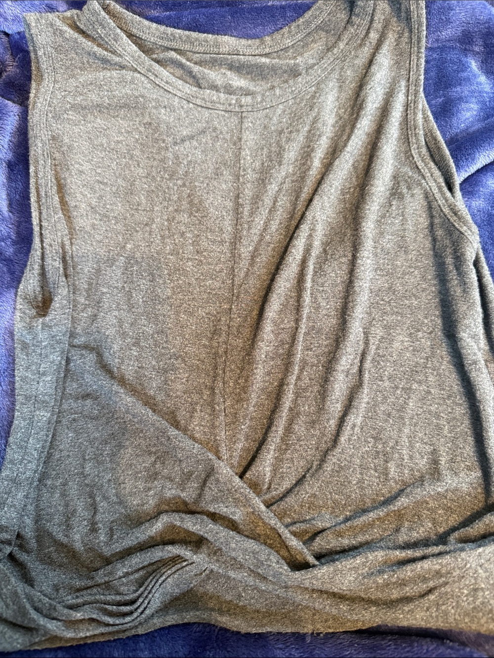 ALO Yoga Gray Twist-Hem Sleeveless Tank